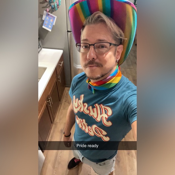 Meet your Posher, Toby - Picture 2 of 7